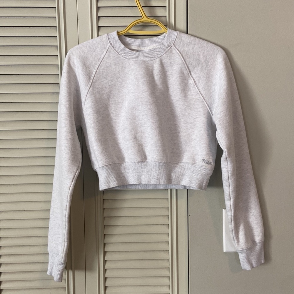 Aritzia TNA Sweatfleece Cozy Fleece Perfect Fit Cropped Raglan